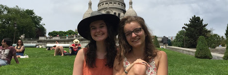 Marie und ich nach der Mathematik-Matura auf dem Montmartre